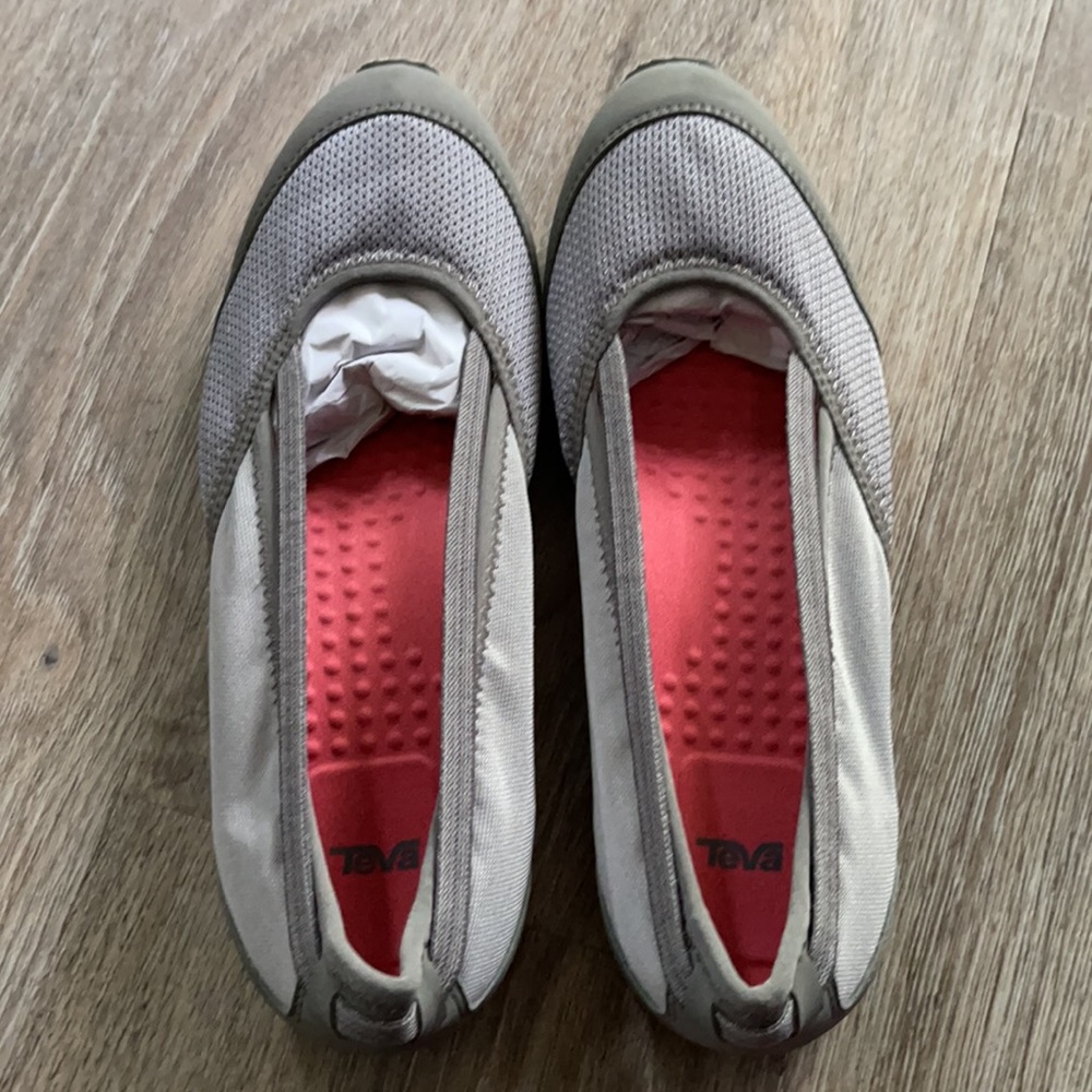 NEW Teva Hydro-Air Ballerina Shoes Size 7